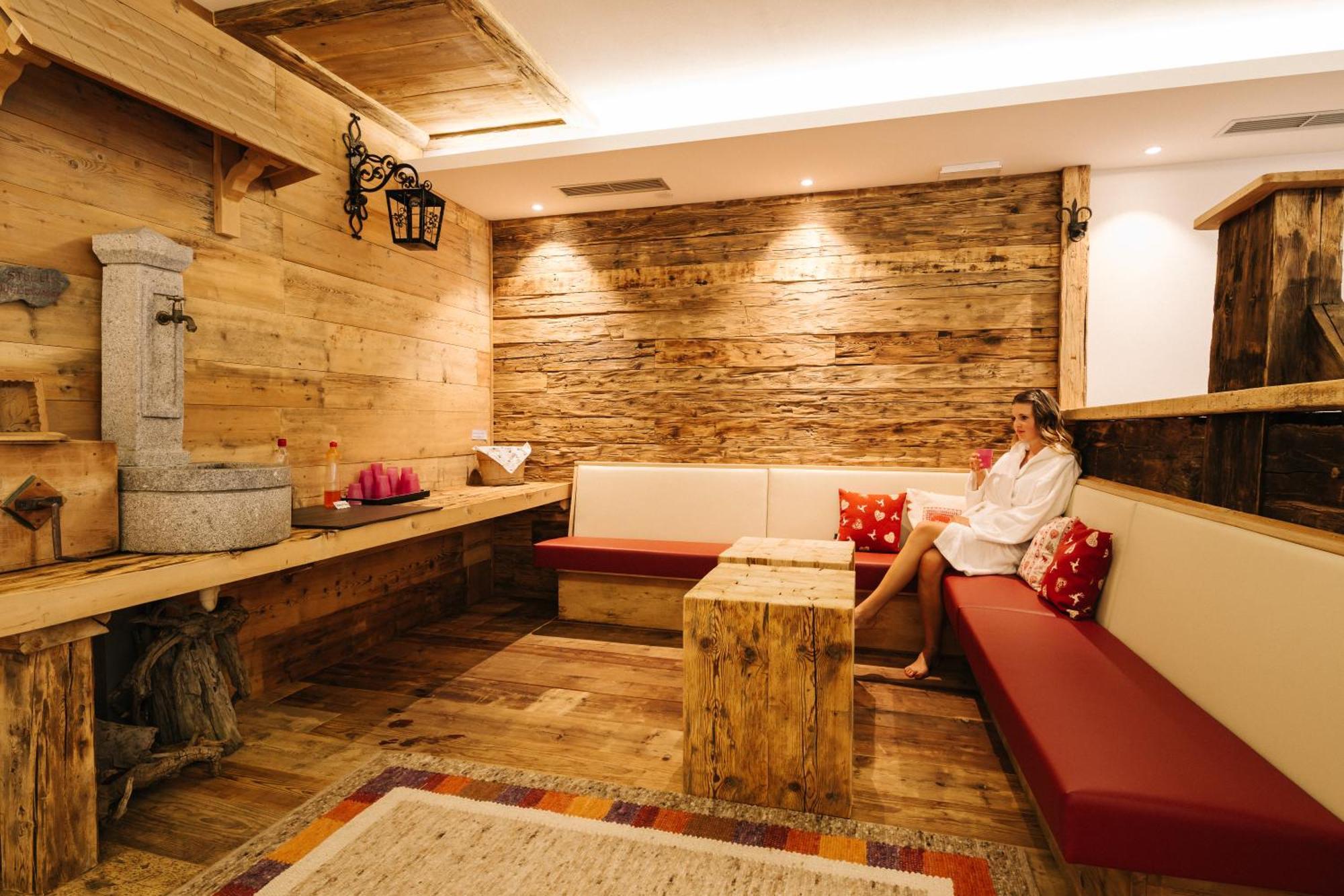 Hotel Alpenland Moso Bagian luar foto